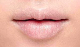 嘴巴看相：从嘴唇看女人的性格