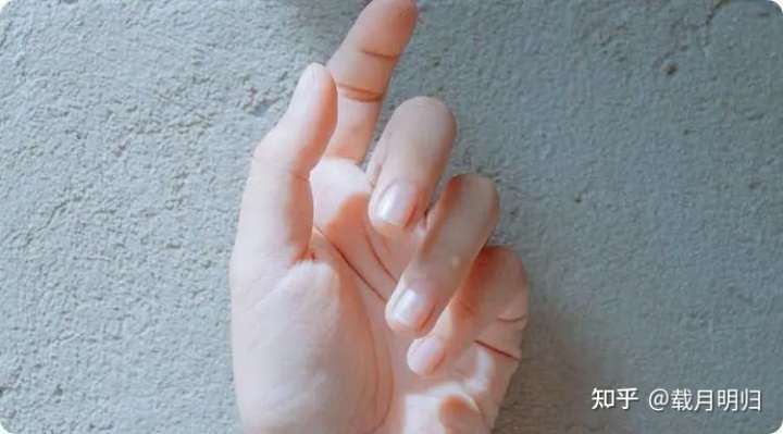 这几种手相蕴含无限<strong>财运</strong> 一生不缺钱花 贵人相助