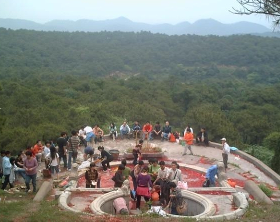 李嘉诚阴宅风水图片_阴宅风水明堂吉凶图片_阴宅风水图片