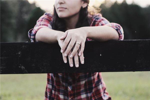 怎么看女人手相解婚姻线图解？