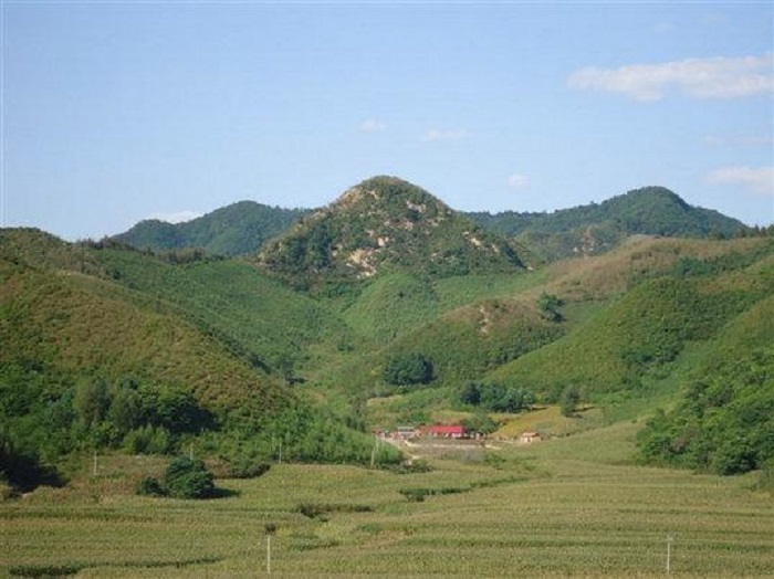 好风水墓地的明显特征_好风水墓地图片大全_好风水宝地的明显特征