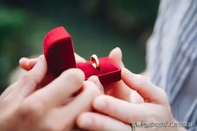 <strong>巨蟹座</strong>女生嫁给谁最幸福 唯一能治住摩羯的星座