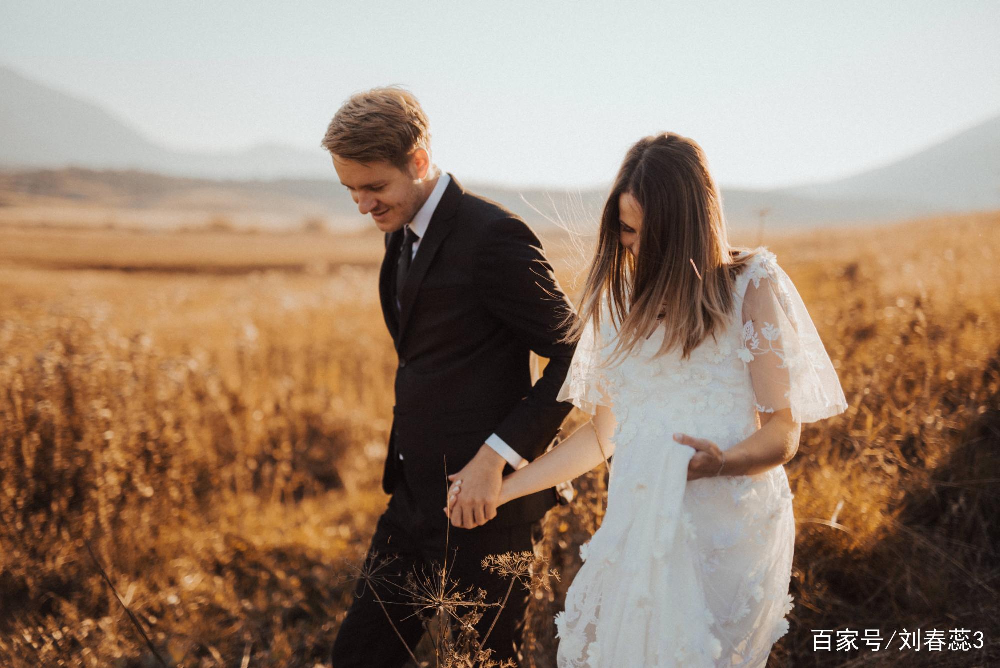 女人整样变男人的情景_什么样的女人最有魅力_女人下面流出胶样白带