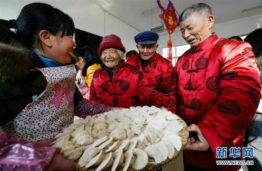 正月初五可以洗衣服吗_蓝色月光彩色衣物可以洗白色衣服吗_孕妇辐射衣服可以洗吗