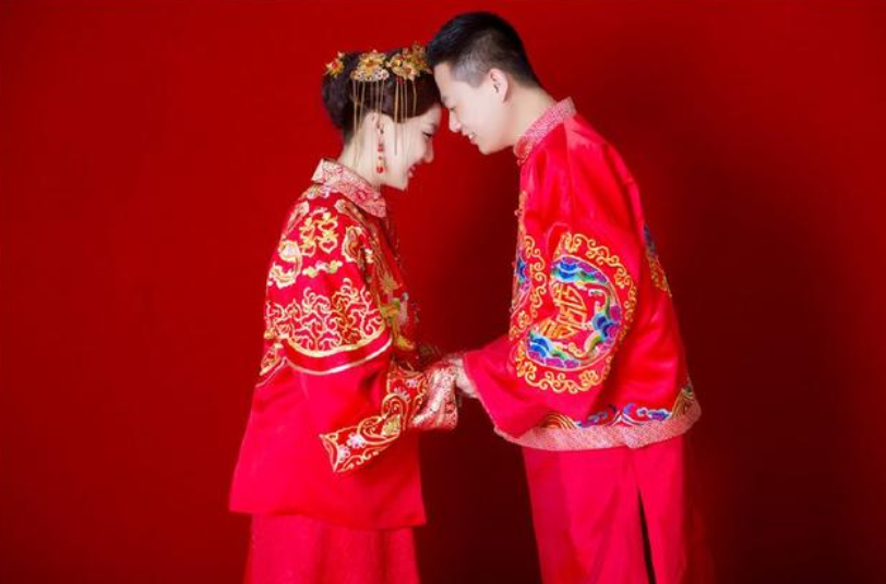 <strong>八字</strong>合婚、根据生辰<strong>八字</strong>算婚姻姻缘 怎么看男女两个人<strong>八字</strong>合不合